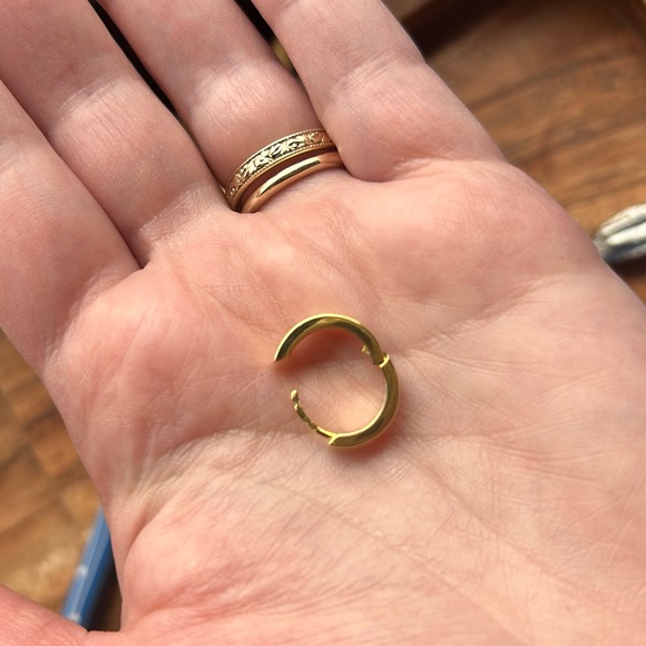 Opal Huggies - Picture 4 of 6